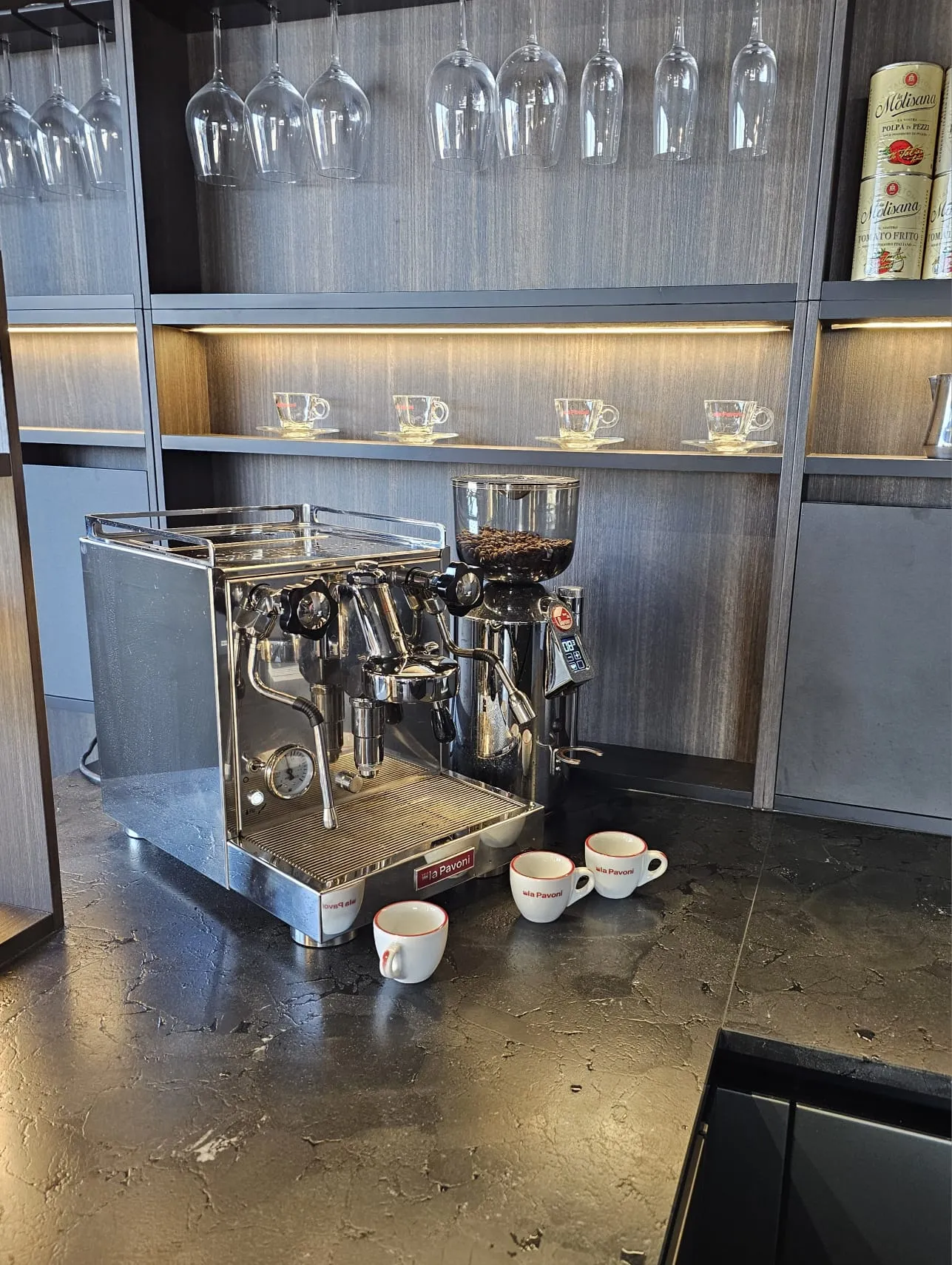 NicheBox 59_ 04_Mail